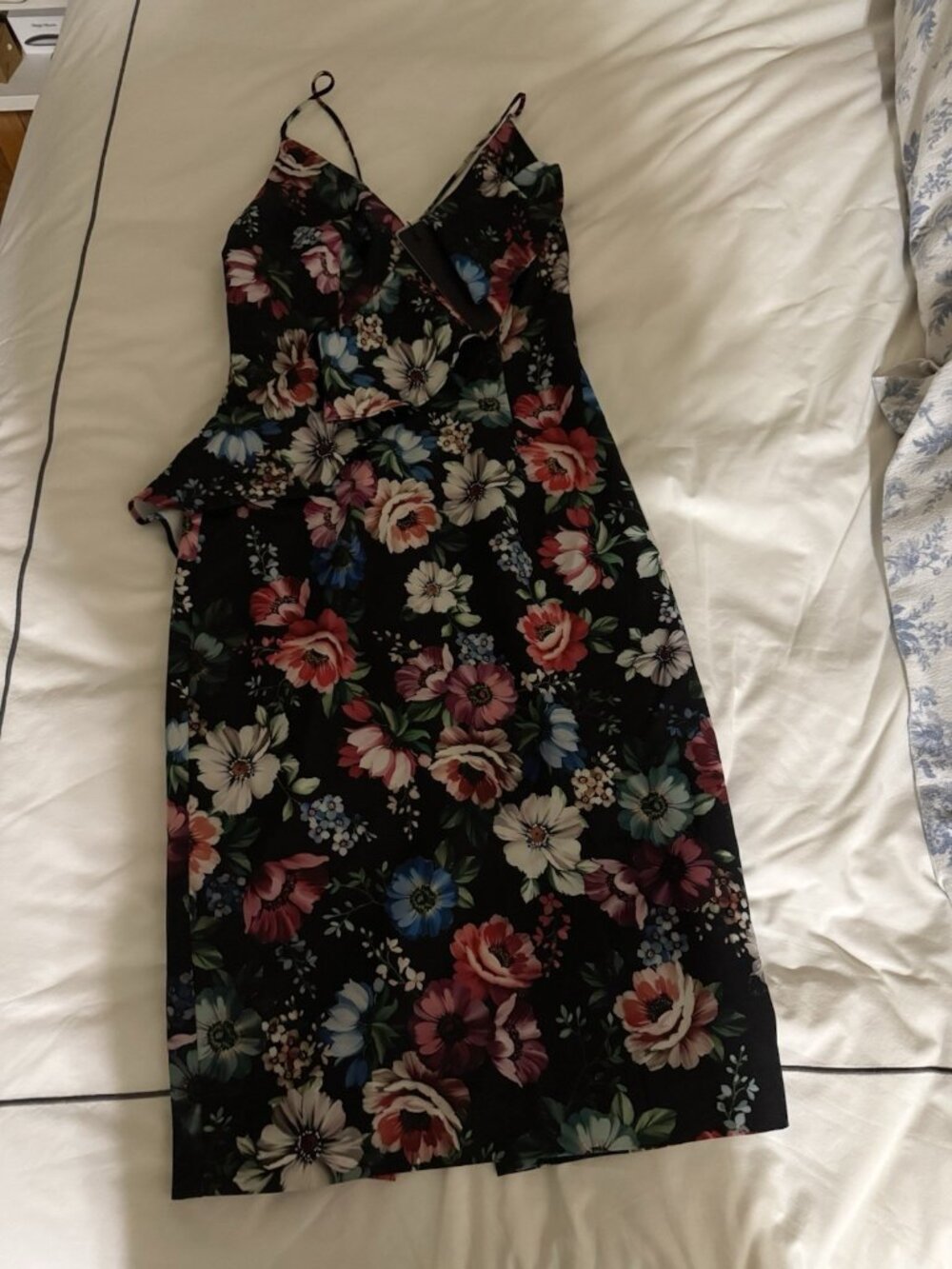Black Halo Leni Floral Ruffle Dress S NWT 2